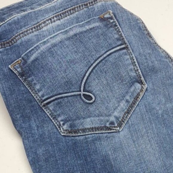 PREMIUM MAVI ASHLEY MIDRISE BOOTCUT JEANS 26x34 - Picture 9 of 13